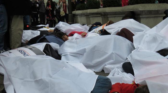 Protestors in New York stage ‘die-in’ outside Trump’s skyscrapper