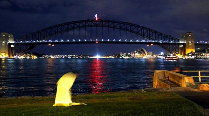 Sydney among first cities to switch off lights for Earth Hour