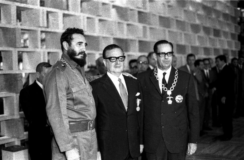 (L-R) Fidel Castro, Chile