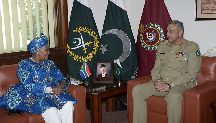 Pakistan signs defence agreement with South Africa