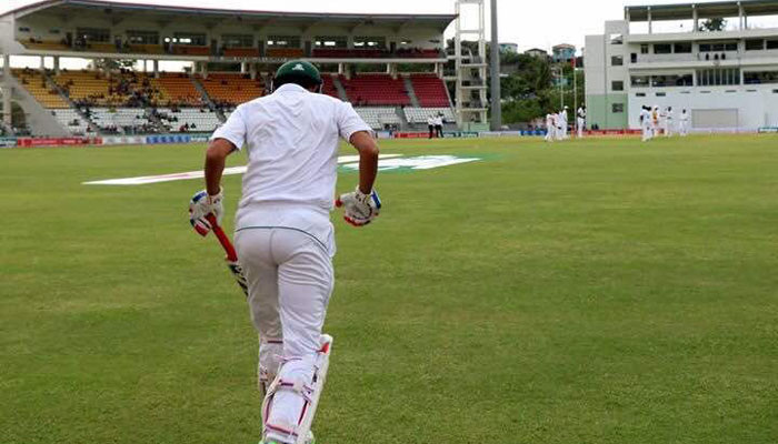 null Younis Khan walks in to bat, Pak vs WI 3rd Test, May 10, 2017
