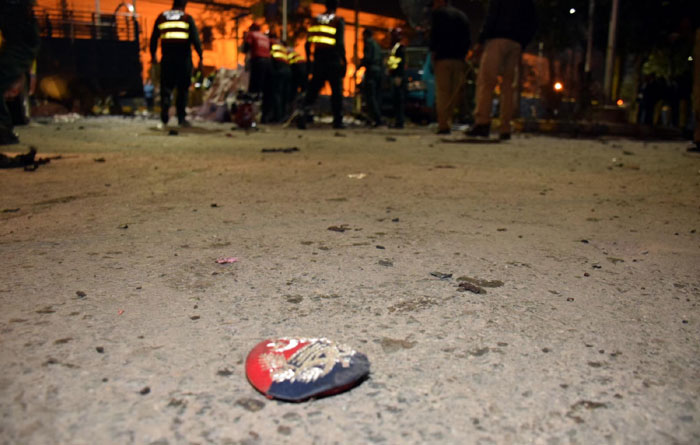 Police officials among 14 martyred in Lahore suicide bombing