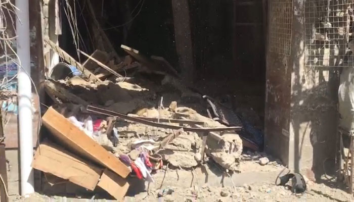 Three injured as wall of under-construction building collapses in Karachi