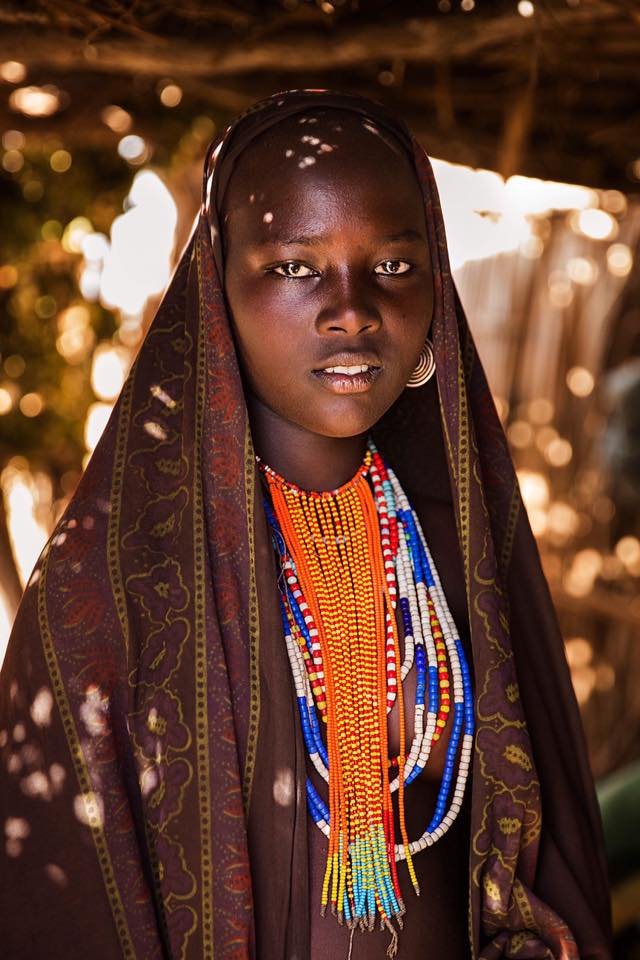 An indigenous woman from the Omo Valley in Ethiopia photographed by Mihaela Noroc