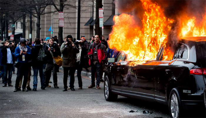 Limousine torched by anti-Trump protesters belongs to Pakistani-American