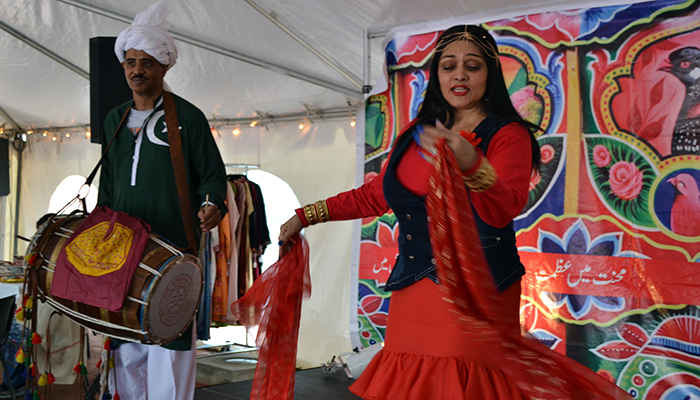 Pakistan’s culture attracts thousands at ‘Around the World Embassy Tour’