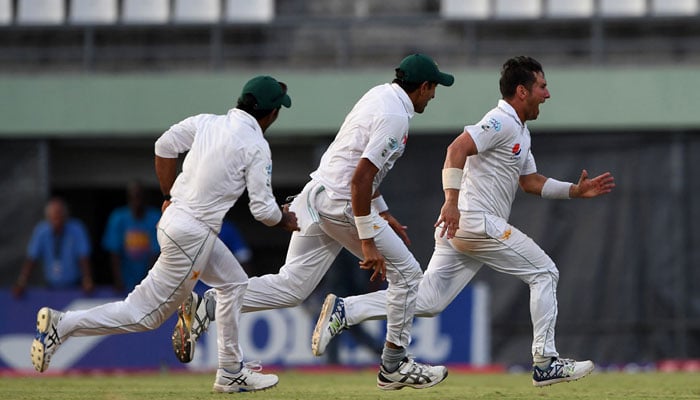 Yasir Shah celebrates the final wicket, 3rd Test/AFP