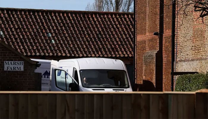 Andrew Mountbatten-Windsor still gets HRH labeled furniture