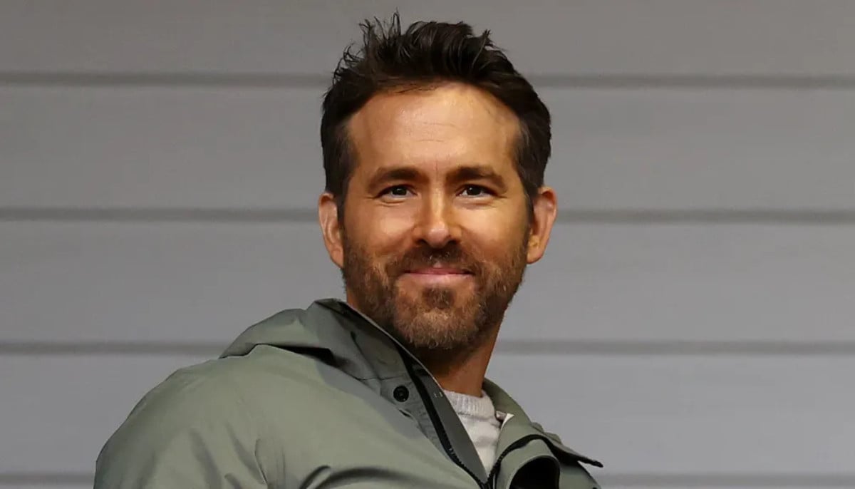 Fans make Ryan Reynolds bid $25k for hat at auction