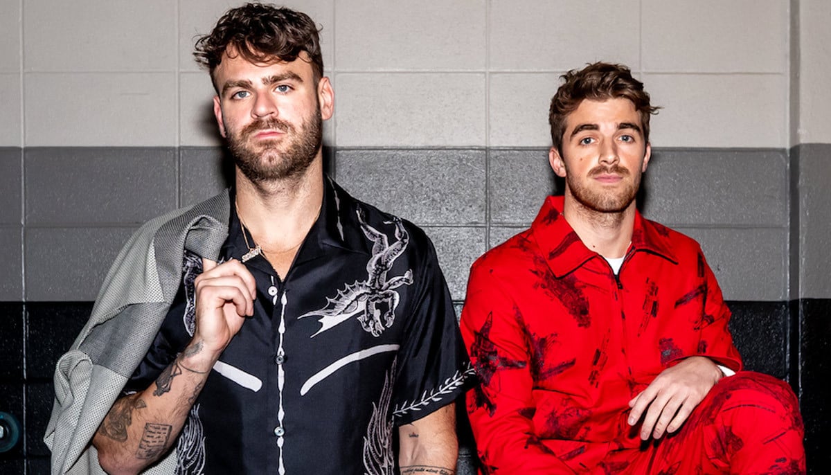 The Chainsmokers' fans react to surprise performance at March Madness 2026