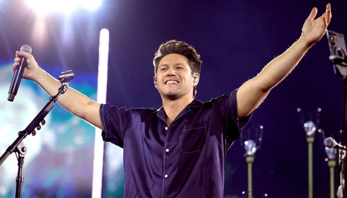 Niall Horan extends Dublin run after overwhelming fan response