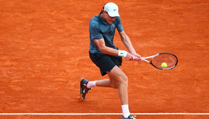 Sinner sinks Alcaraz to win Monte Carlo Masters, returns to No 1