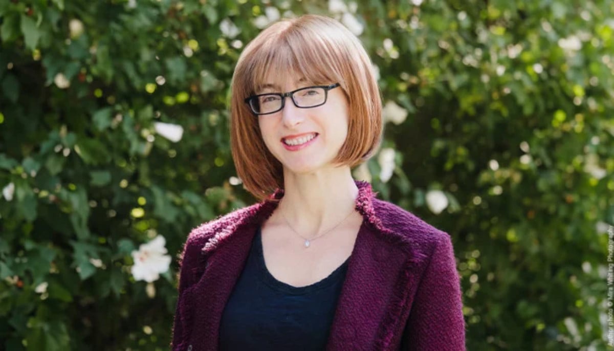 ‘Housemaid' author shared why she revealed true identity