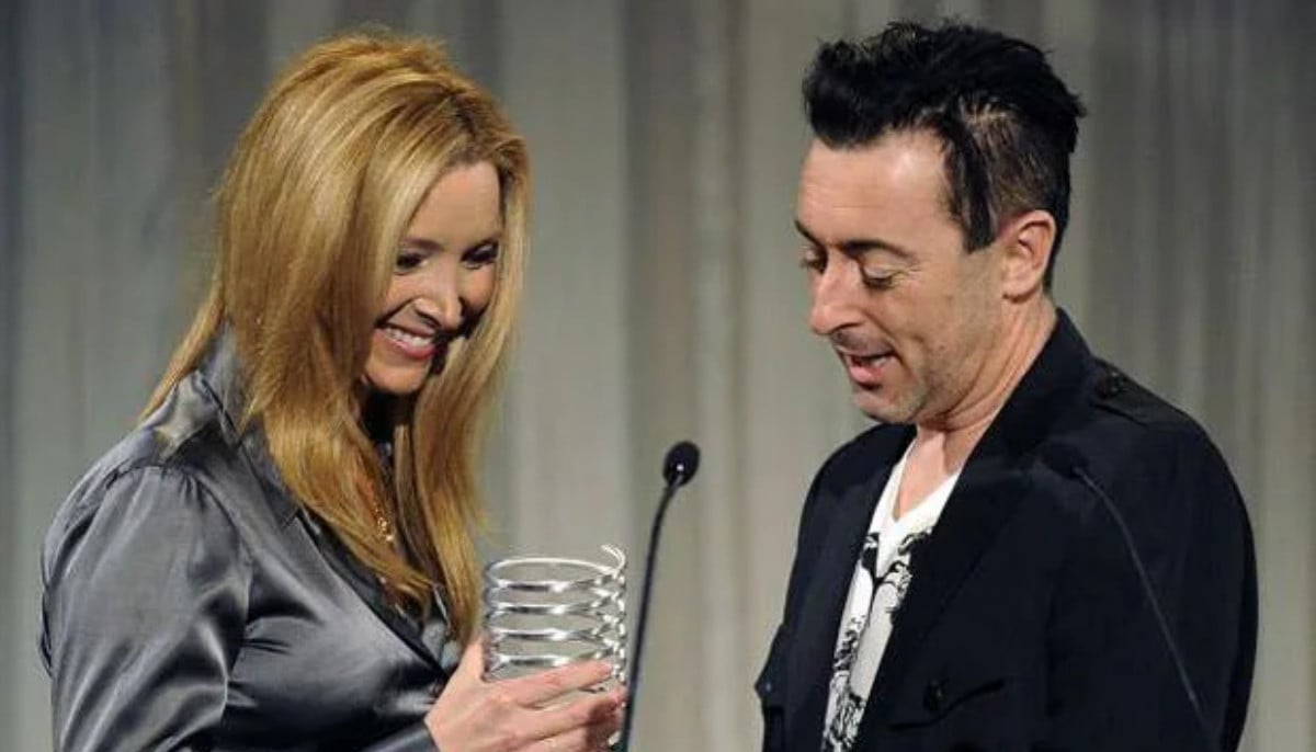 Alan Cumming can't praise Lisa Kudrow enough: ‘Lovely'