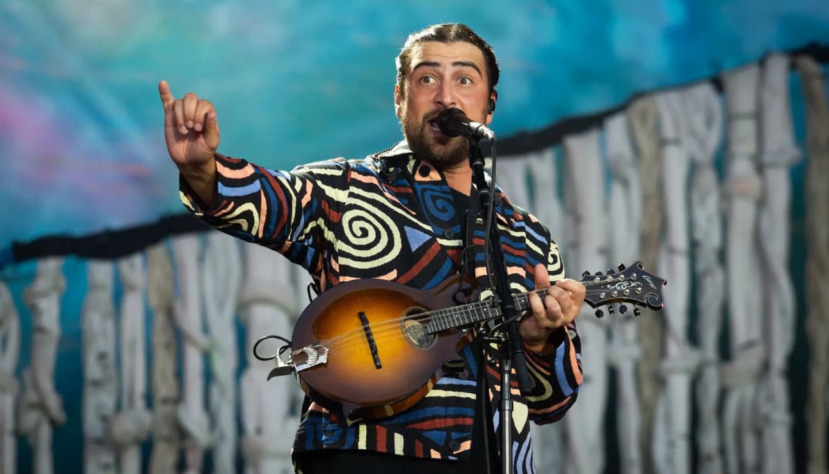 Noah Kahan marks new record with 'The Great Divide' success upon release