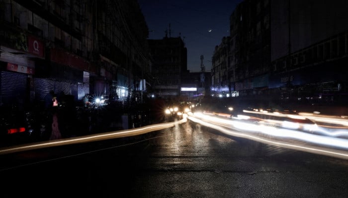 Living in the dark: The mental toll of power breakdowns