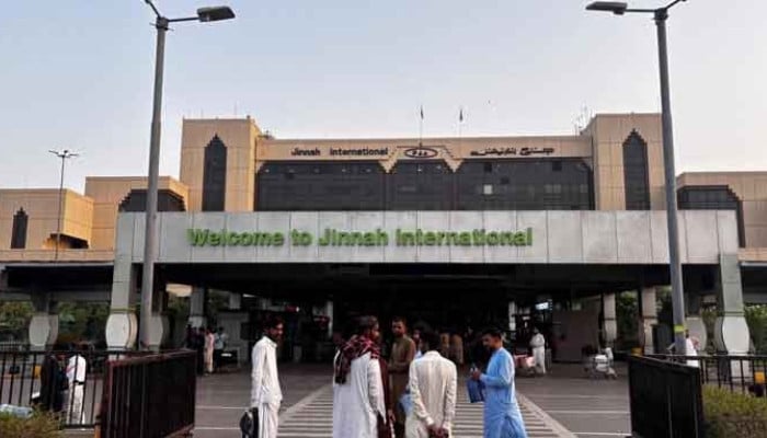 Sindh ramps up Ebola prevention measures at Karachi airport