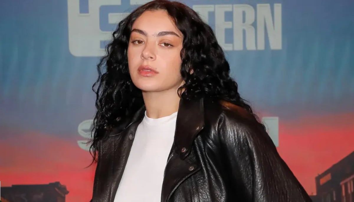 Charli XCX shares wholesome interaction with fans at Conversation event