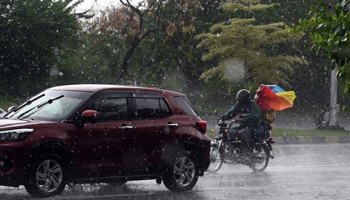 Rain, thunderstorms expected in upper parts of country from June 2-5: PMD