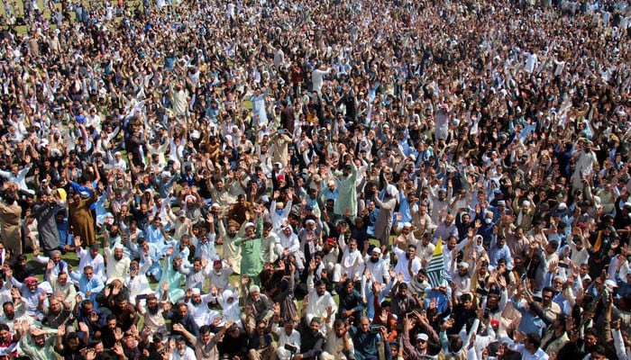 AJK govt advises tourists to leave region amid JAAC protest call for June 9