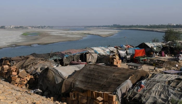 Pakistan's poverty rises, education spending drops to record low: survey