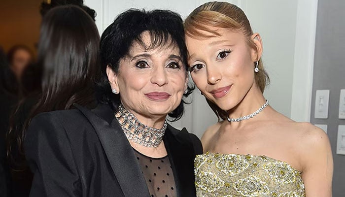 Ariana Grande Receives Heartwarming Praise from Mother Joan Following Sold-Out Concert
