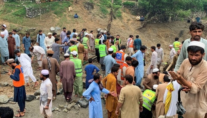 Seven dead, 33 injured as storms hit Khyber Pakhtunkhwa