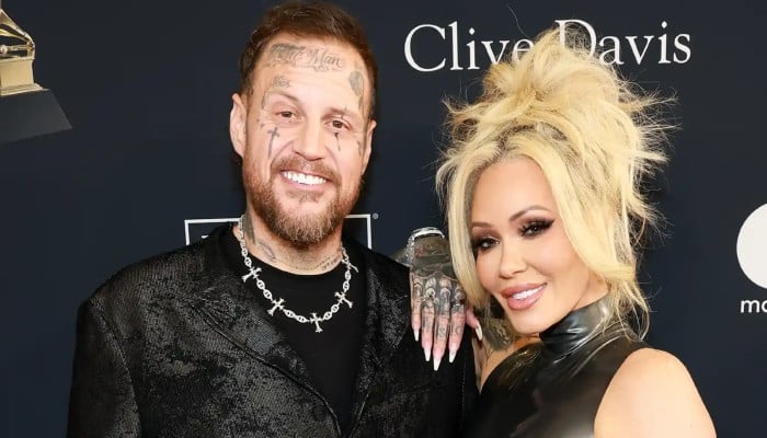 Jelly Roll makes emotional confession about Bunnie Xo amid split