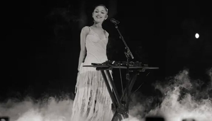 Ariana Grande delights fans by releasing full 'Petal' tracklist