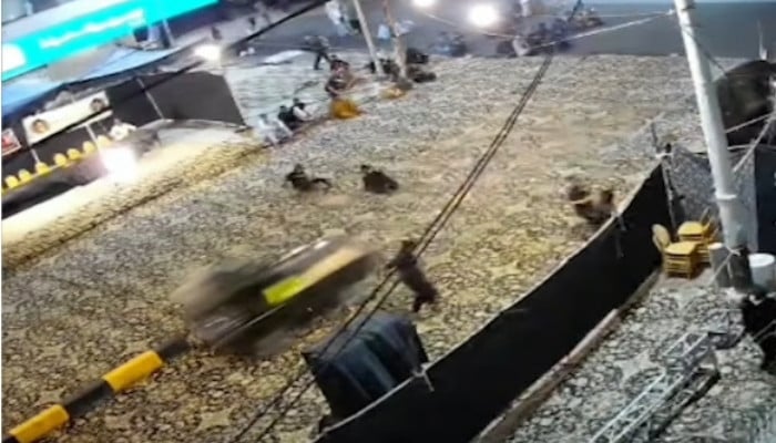 CM Murad takes notice as speeding car ploughs into tent in Karachi, injuring 11