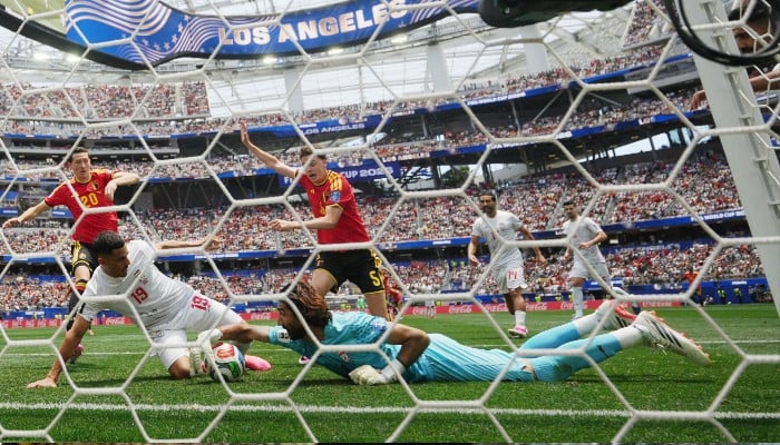 Iran hold Belgium to goalless draw, remain alive in Group G  www.geo.tv