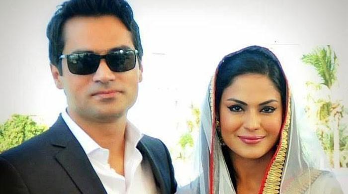 Veena Malik ties the knot