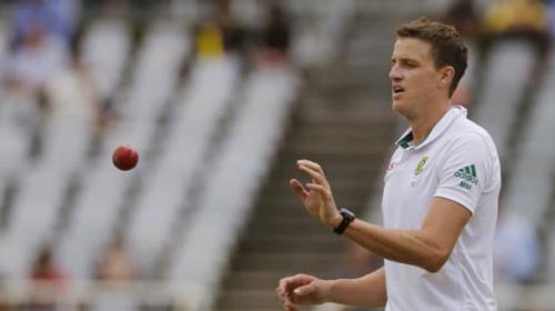South Africa make early breakthrough after rain