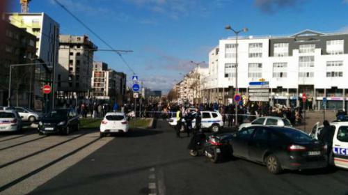 Paris post office hostage-taker surrenders: police