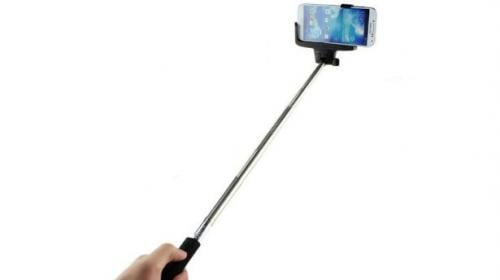 British music venues ban selfie sticks
