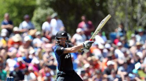 Ronchi, Elliott break record to rescue New Zealand