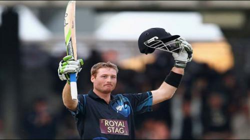 Guptill re signs for Derbyshire