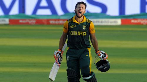 Amla, Rossouw hit tons as South Africa make 361-5