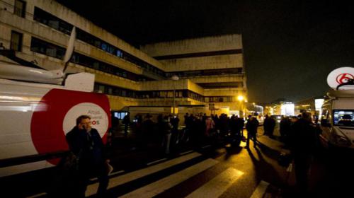 Armed man interrupts Dutch TV before being overpowered