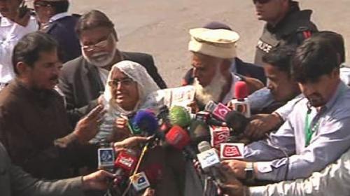 Families of target killing victims protest outside Governor House