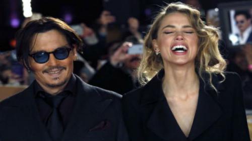 Actor Johnny Depp marries fiancee 