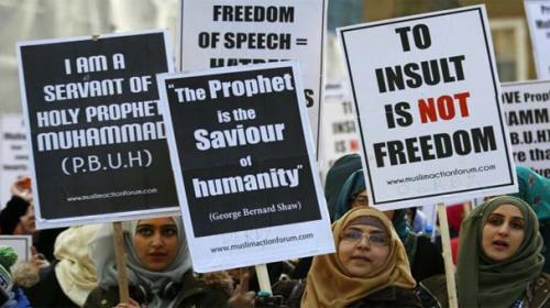 British Muslims protest against Charlie Hebdo 