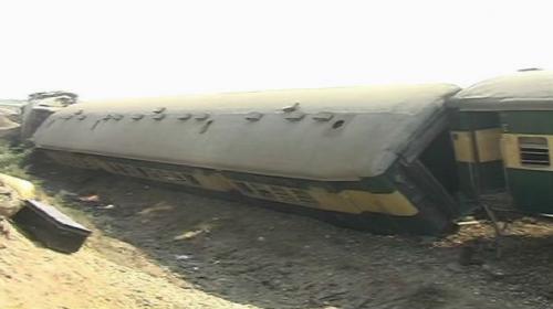 15 injured as blast derails Khushhal Express