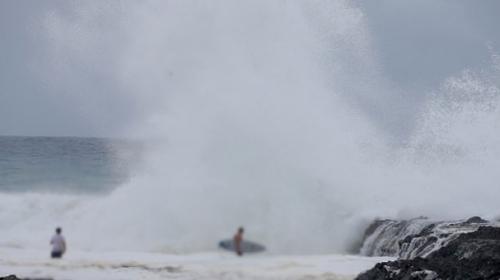 Powerful Cyclone Marcia makes landfall in Australia