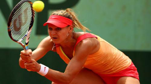 Safarova reaches Qatar final for first time