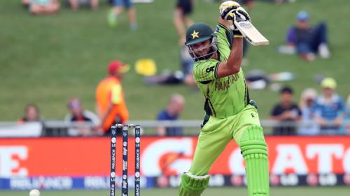 Afridi joins 8,000 one-day run club