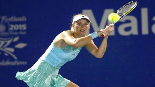 Wozniacki advances to quarter-finals in Malaysia
