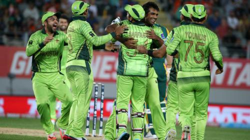 Sarfraz equals record as Pakistan snatch victory from South Africa 