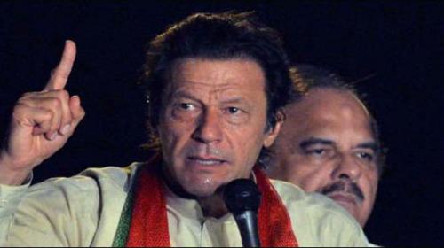 Protesters from KPK stage sit-in outside Imran's residence 