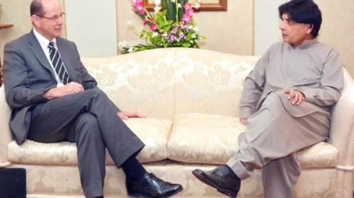 Nisar meets British High Commissioner to discuss FIR against Altaf